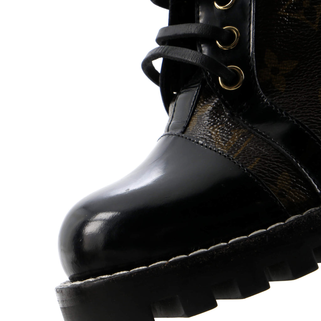 Louis Vuitton Women's Star Trail Ankle Boots Monogram Canvas with Patent