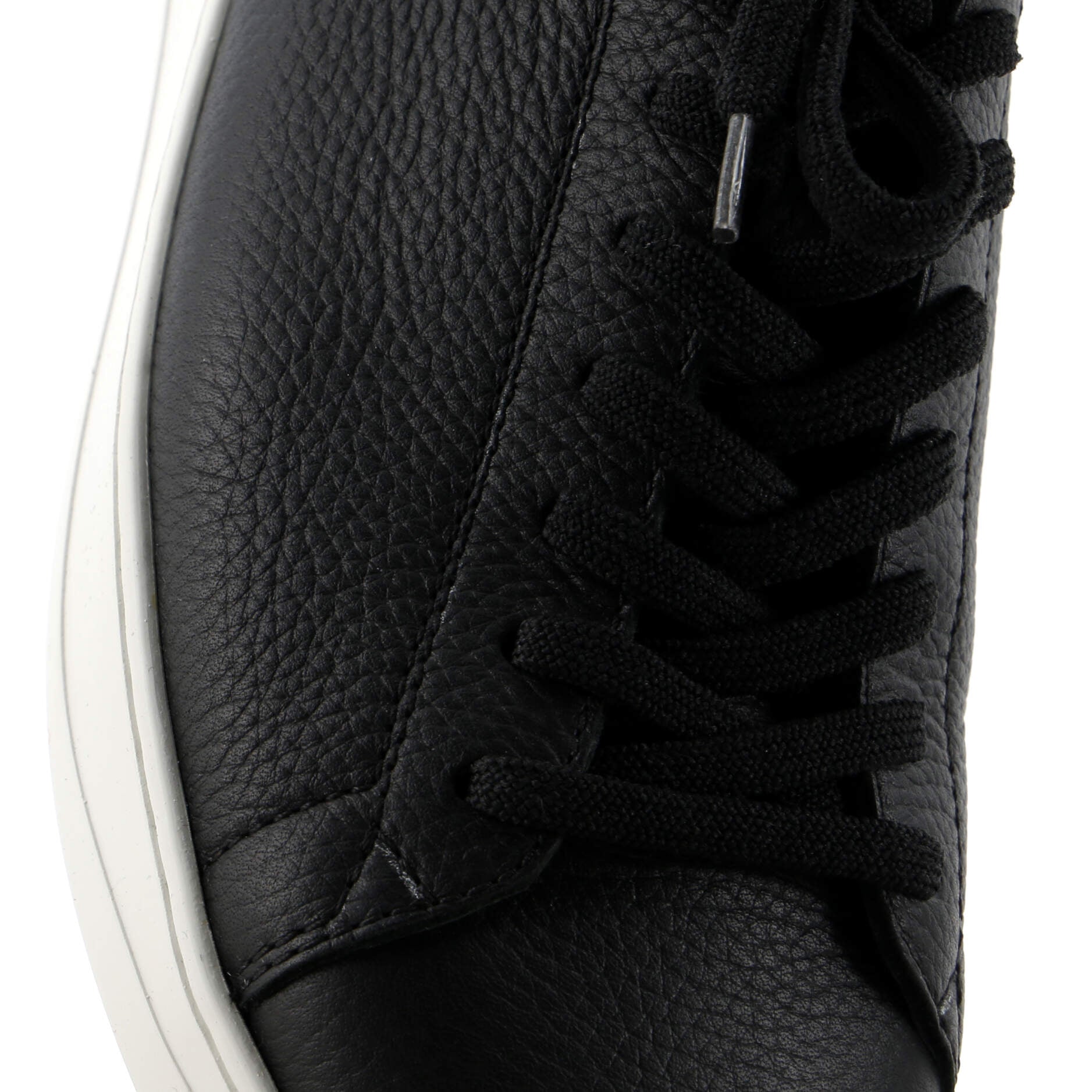 Louis Vuitton Men's LV Resort Sneakers Leather