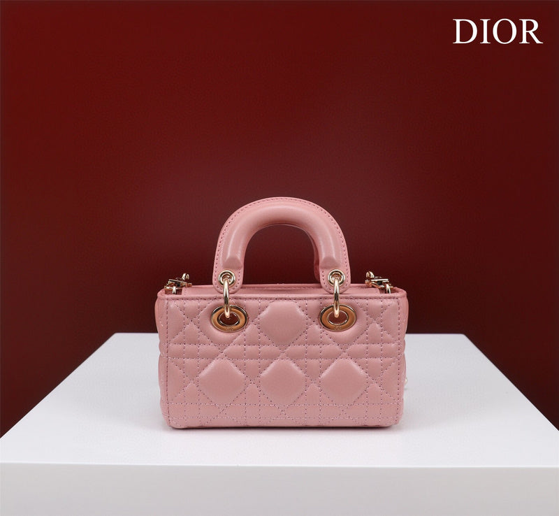 ELE - Dir Bags - 1508