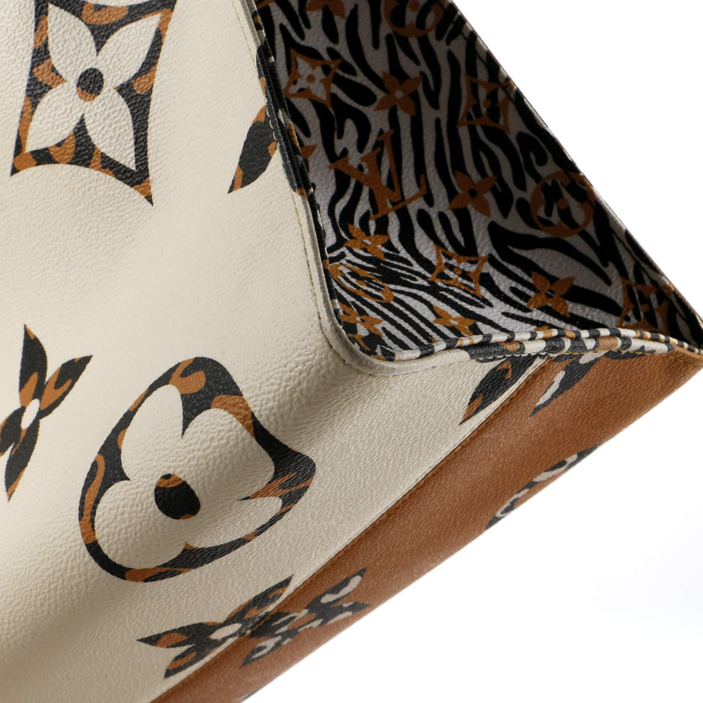 Louis Vuitton OnTheGo Tote Limited Edition Jungle Monogram Giant GM