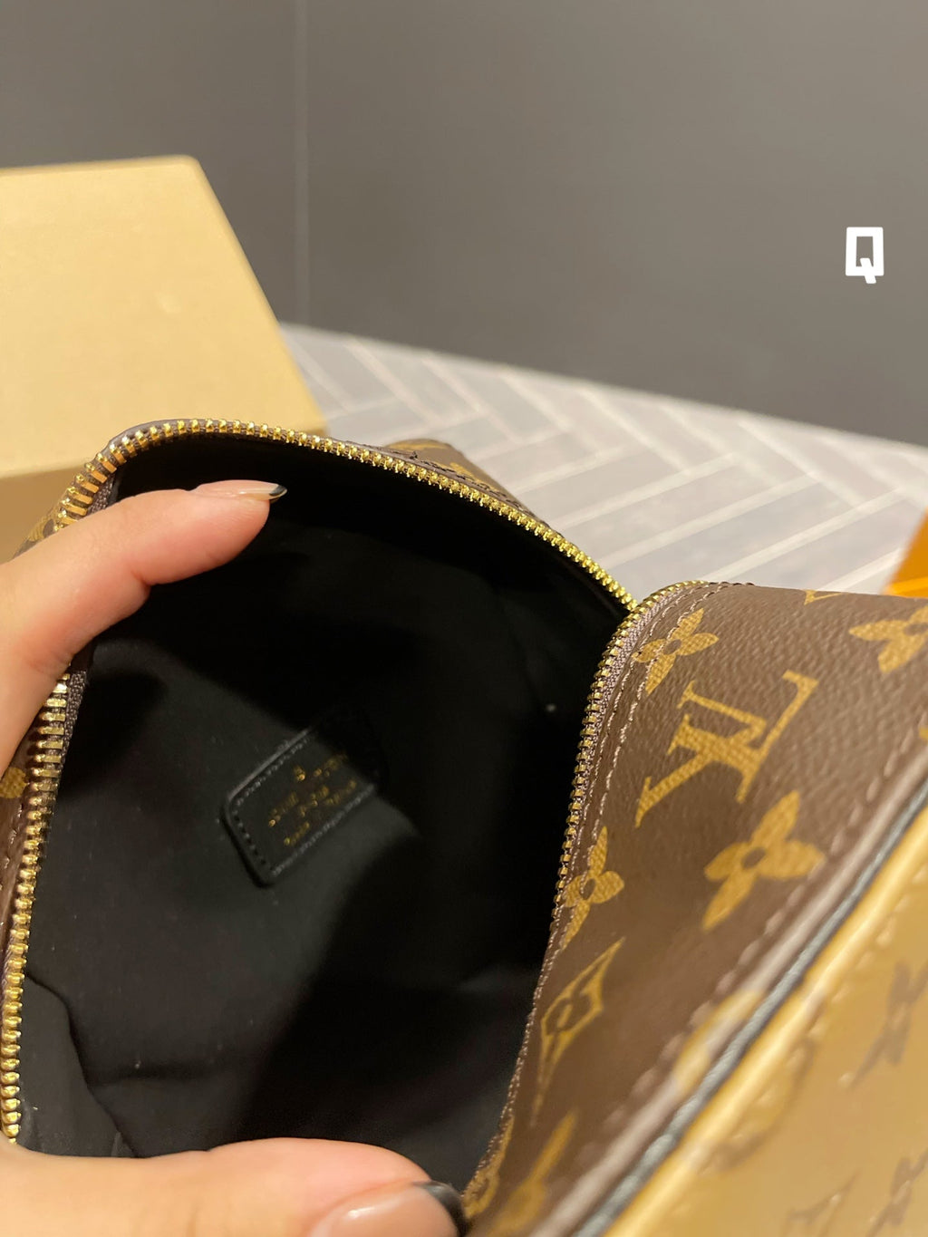 EN - New Lux Bags LUV 563
