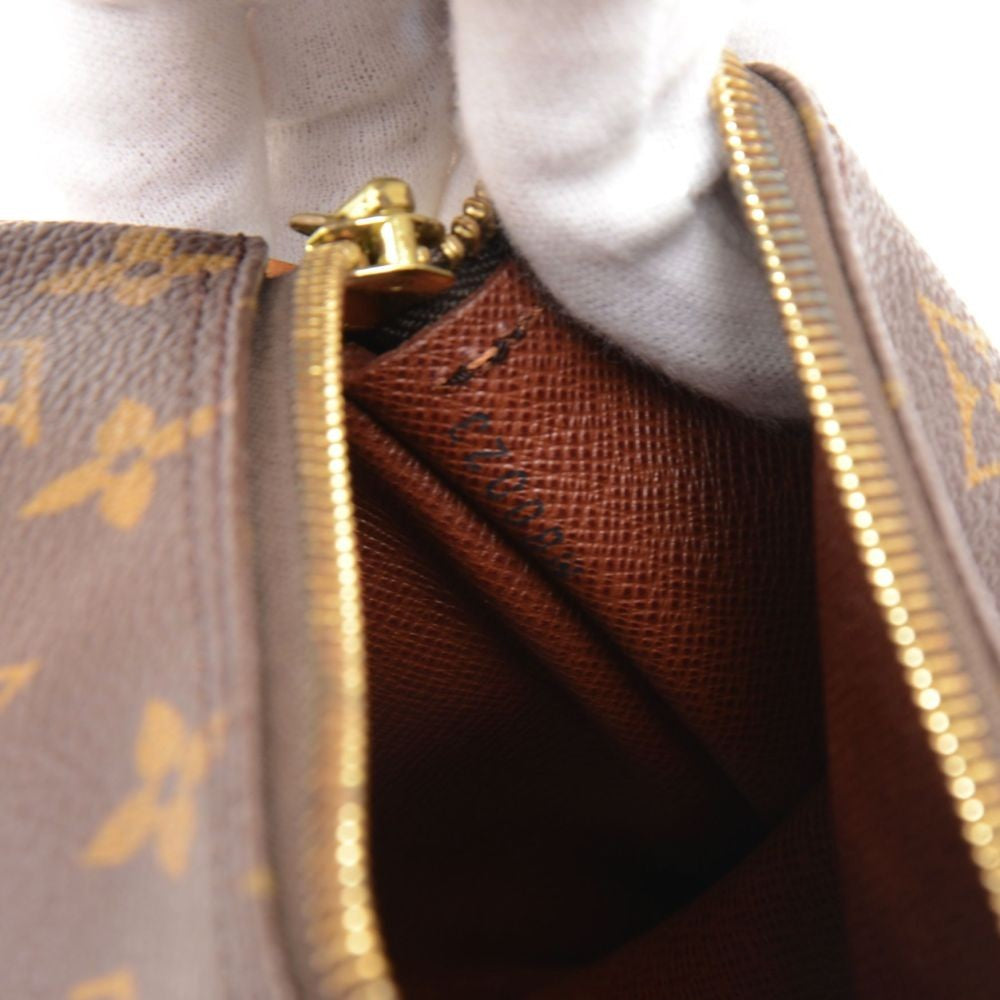 Louis Vuitto Papillon 30 Monogram Canvas Handbag