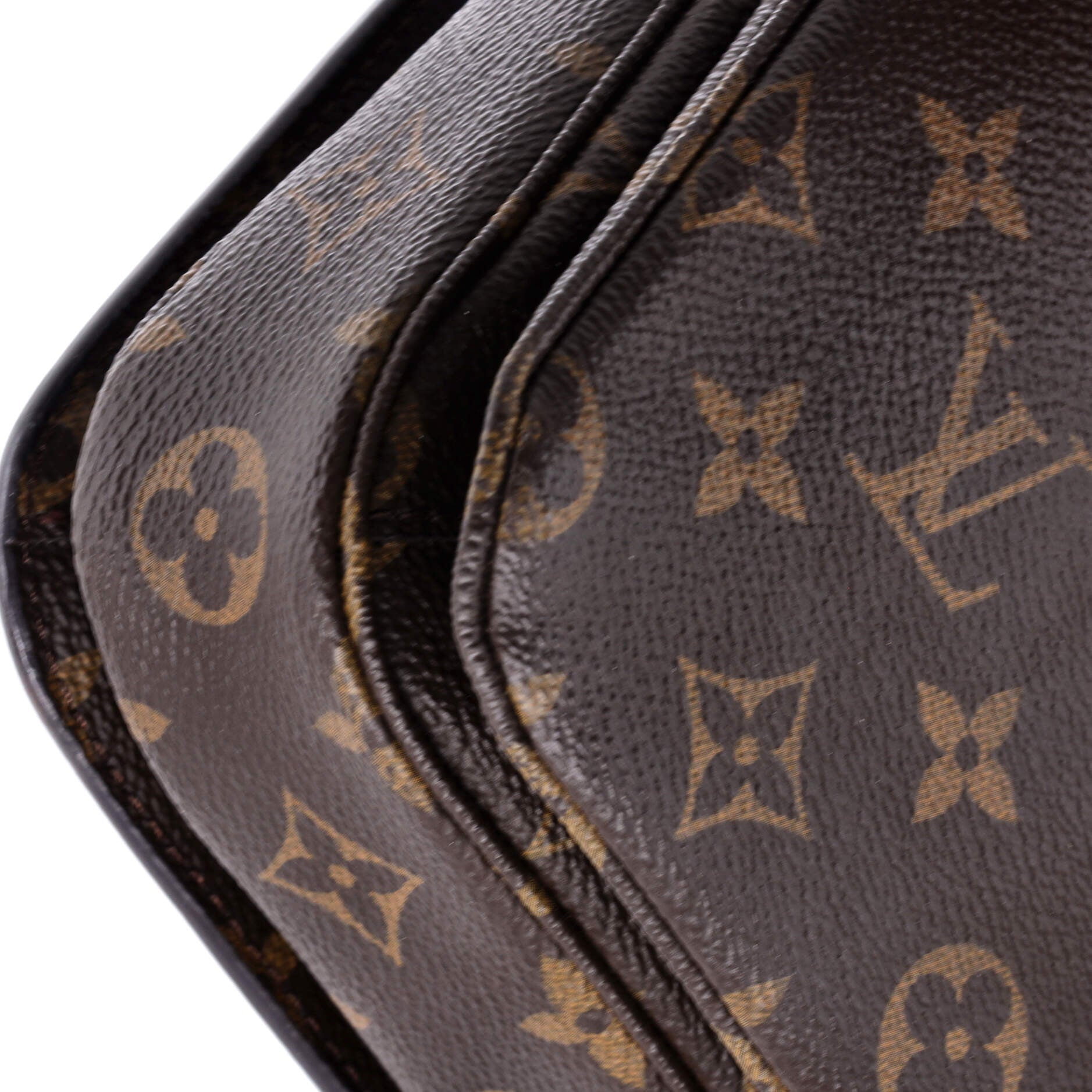 Louis Vuitton Pochette Metis Monogram Canvas
