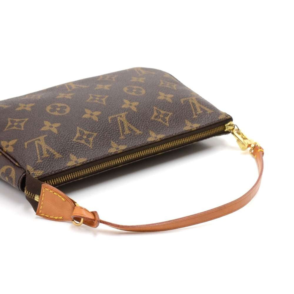 Louis Vuitto Pochette Accessoires Monogram Canvas Bag