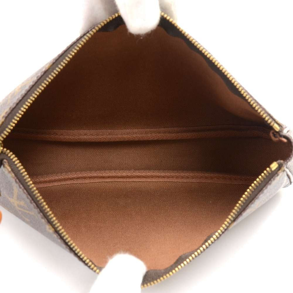 Louis Vuitto Pochette Accessoires Monogram Canvas Bag