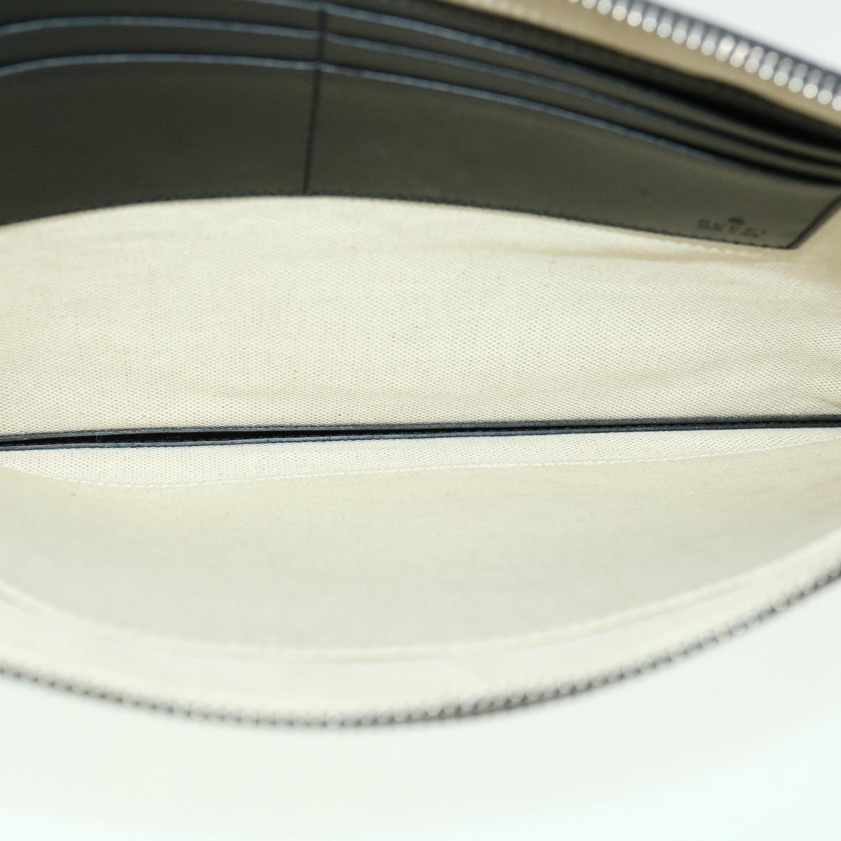 GUCCI GG Supreme Tiger Clutch Bag PVC Leather Gray 473904 31726