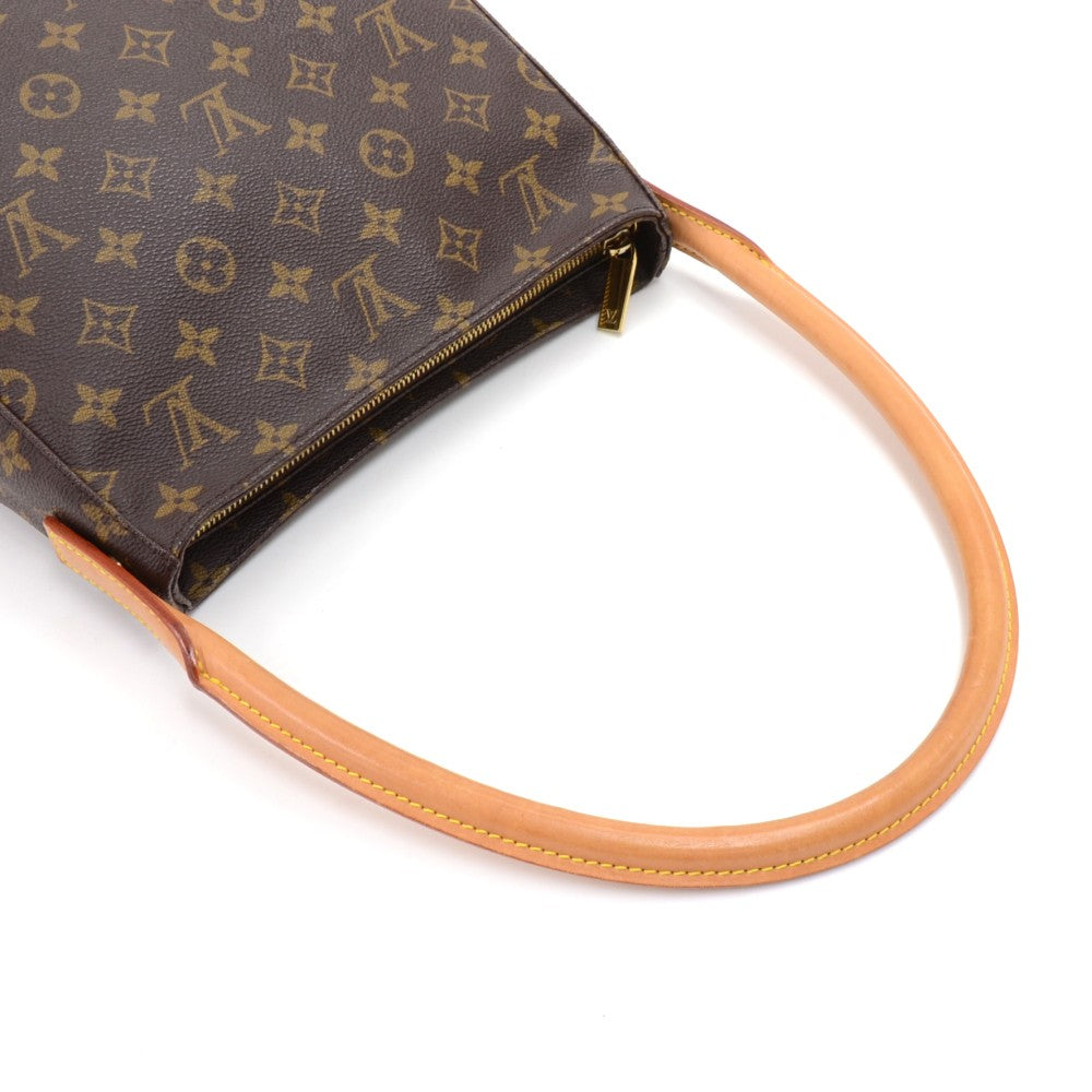 Louis Vuitto Looping MM Monogram Canvas Shoulder Bag