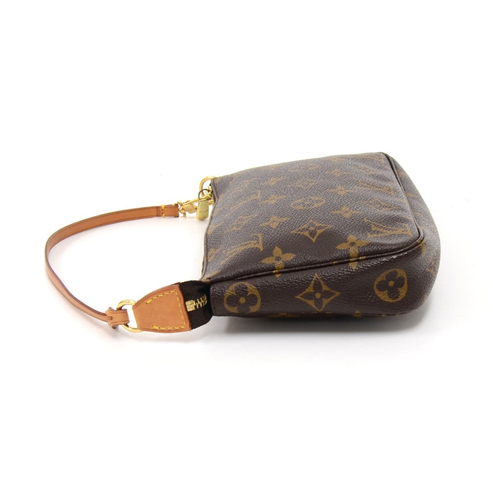 Louis Vuitto Pochette Accessoires Monogram Canvas Bag