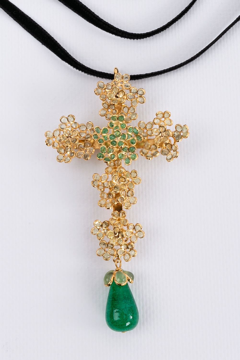 Collier croix Augustine