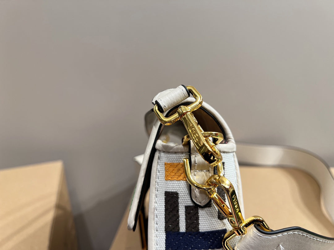 EN - Luxury Bags FEI 294