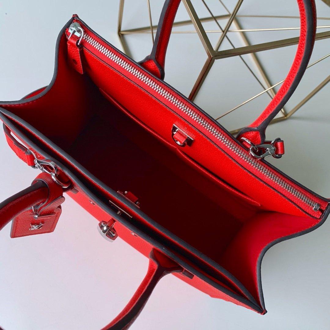 Louis Vuitton  C  STEAMER MM