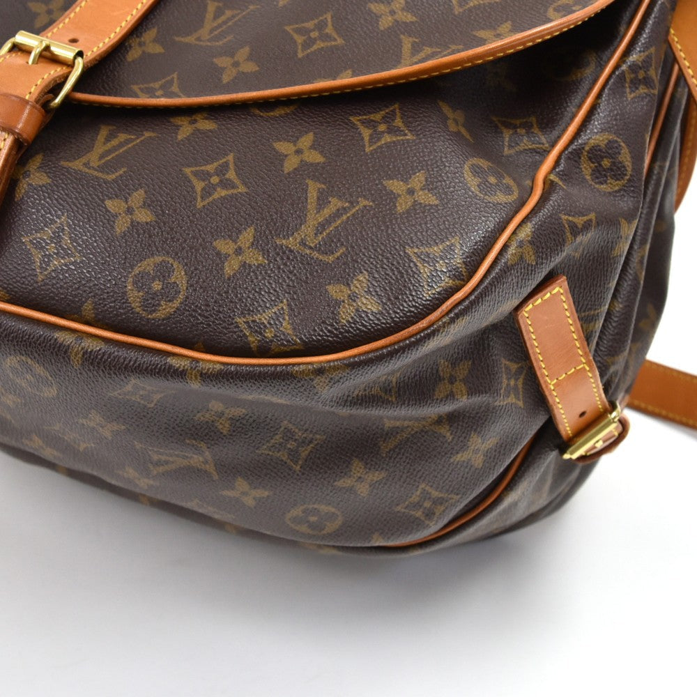 Louis Vuitto Saumur 35 Monogram Canvas Messenger Bag