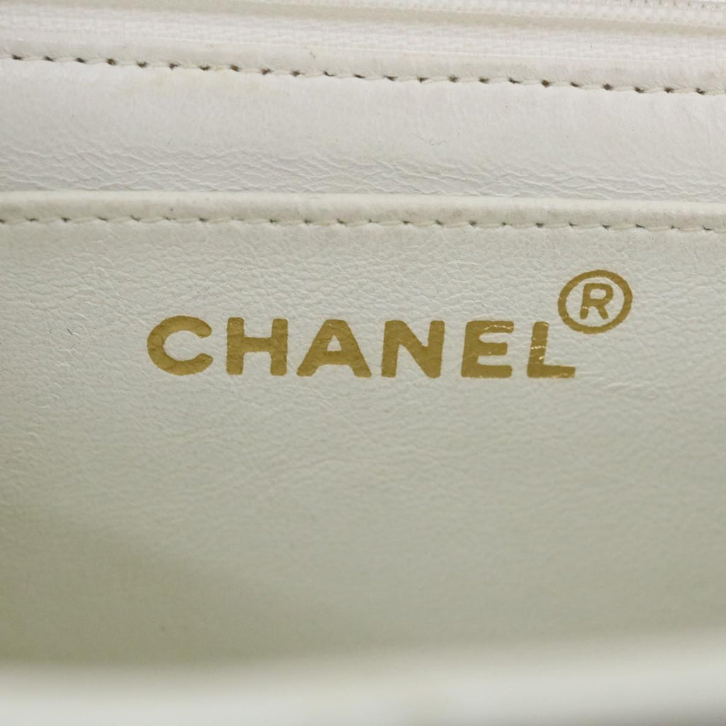 CHANEL Matelasse Pair Shoulder Bag Lamb Skin White CC 32416A