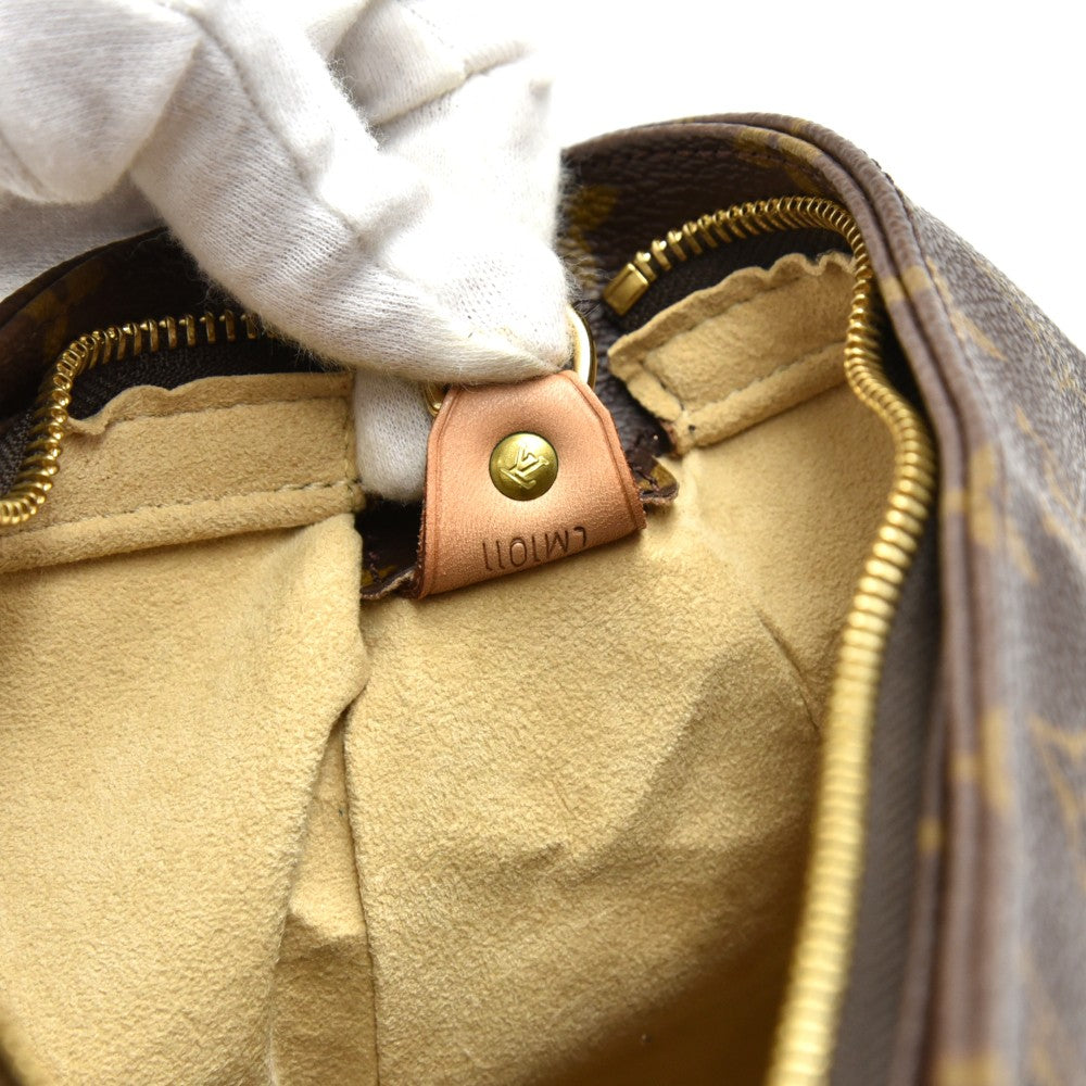 Louis Vuitto Looping GM Monogram Canvas Shoulder Bag