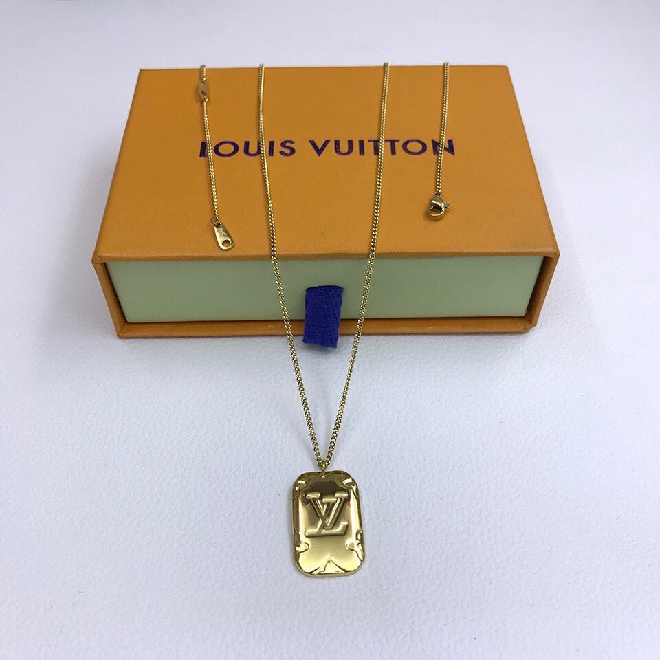 EN - Lux Necklace LUV014