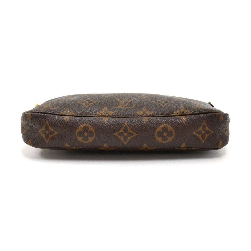 Louis Vuitto Pochette Accessoires Monogram Canvas Bag
