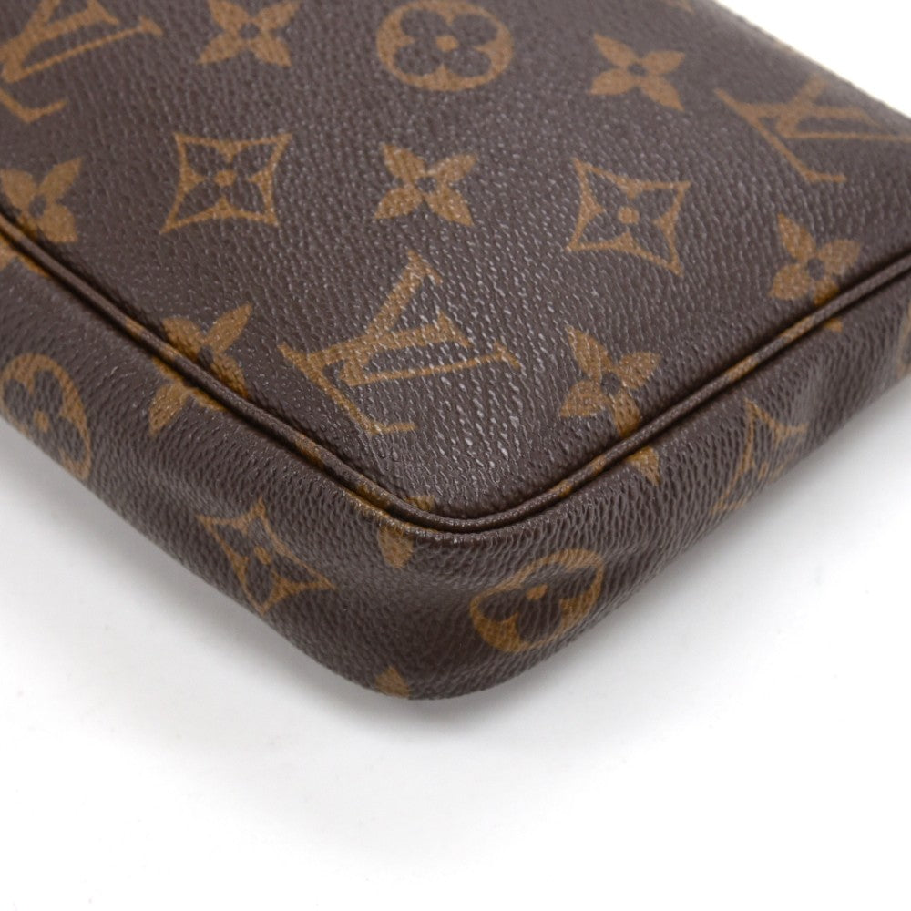 Louis Vuitto Pochette Accessoires Monogram Canvas Bag