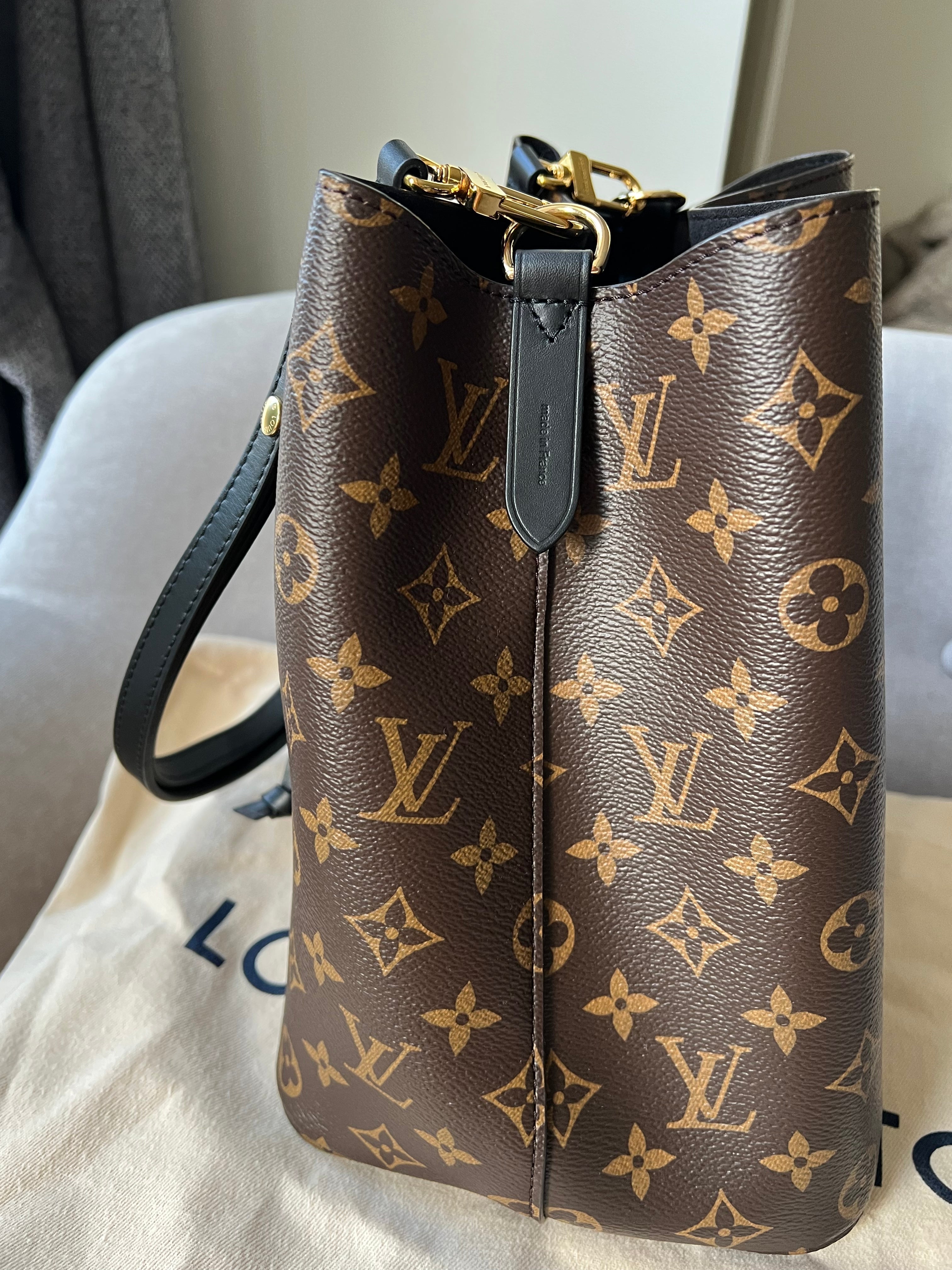 Louis Vuitton Neo Noe Monogram and Black (RRP £1,560)