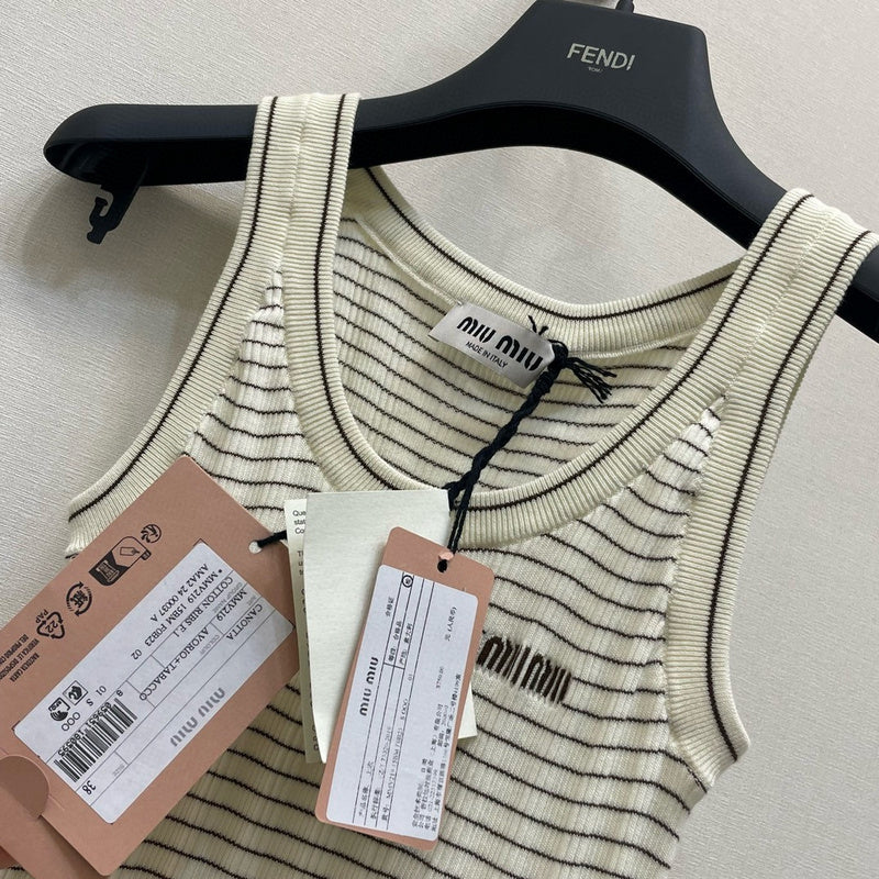 Glami - MMU Women Clothes - 747