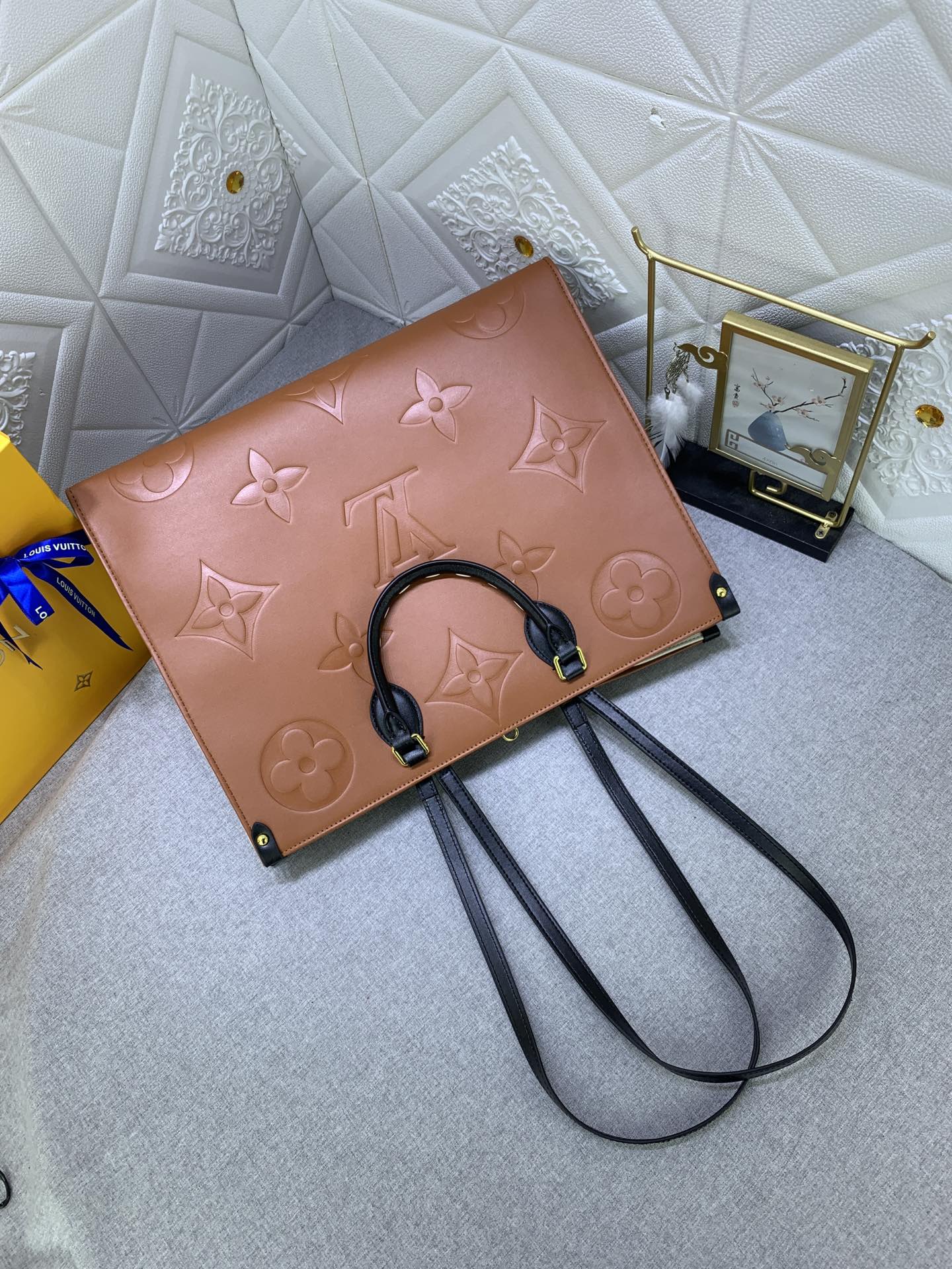 EN - Luxury Bags LUV 752