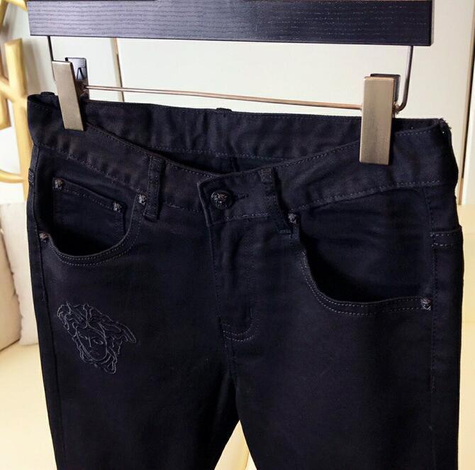 SAMC - VAR Clothes - 174