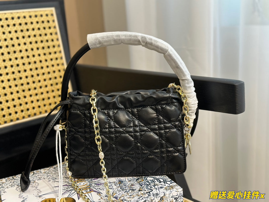 EN - Luxury Bags DIR 365
