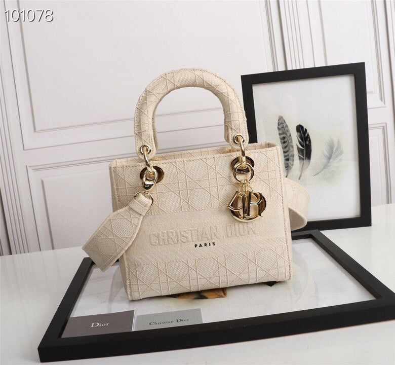 ELE - Dir Bags - 086