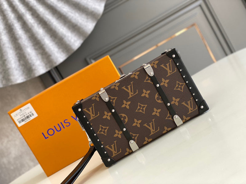 LOV2 Bags - Luxurious Bags  1557