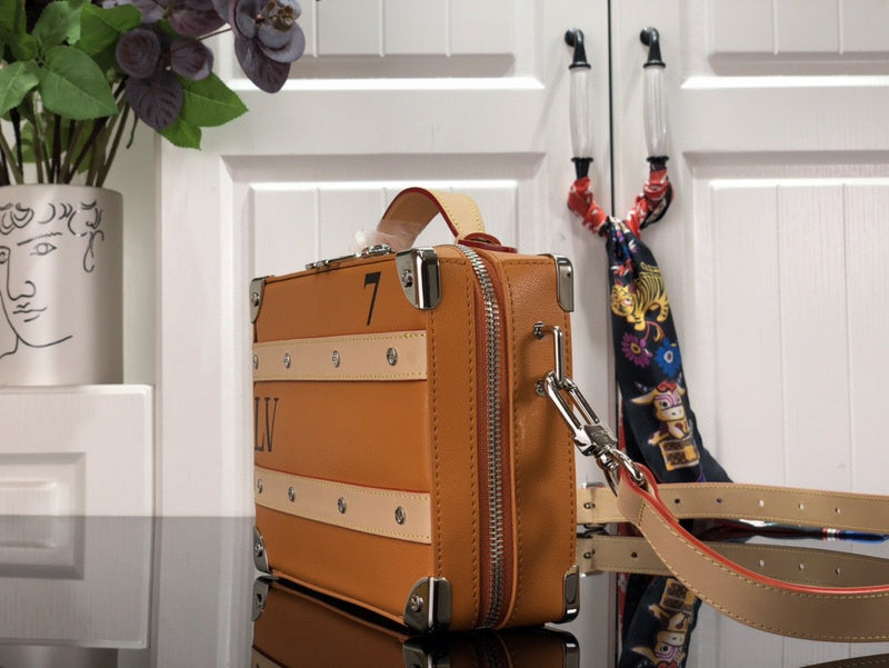 Fashion Lu-Vi bags - 3512