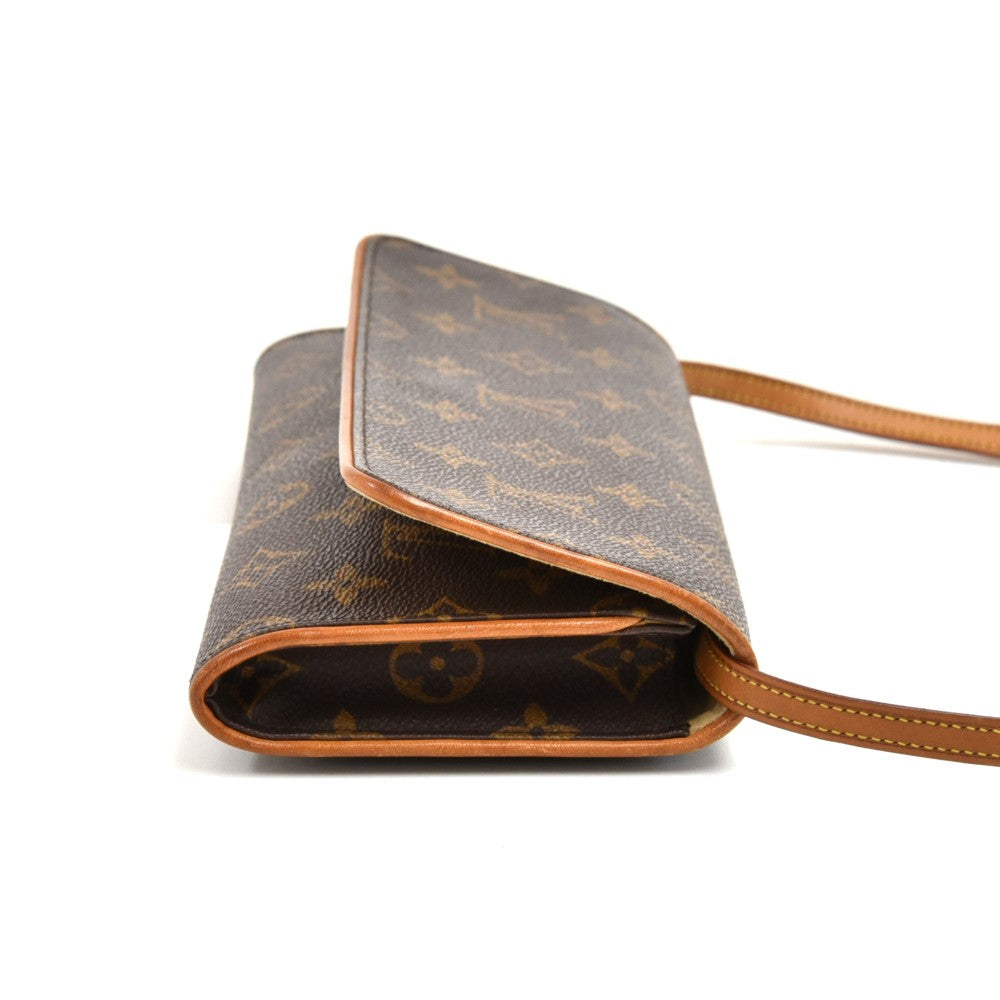 Louis Vuitto Pochette Twin GM Monogram Canvas Bag