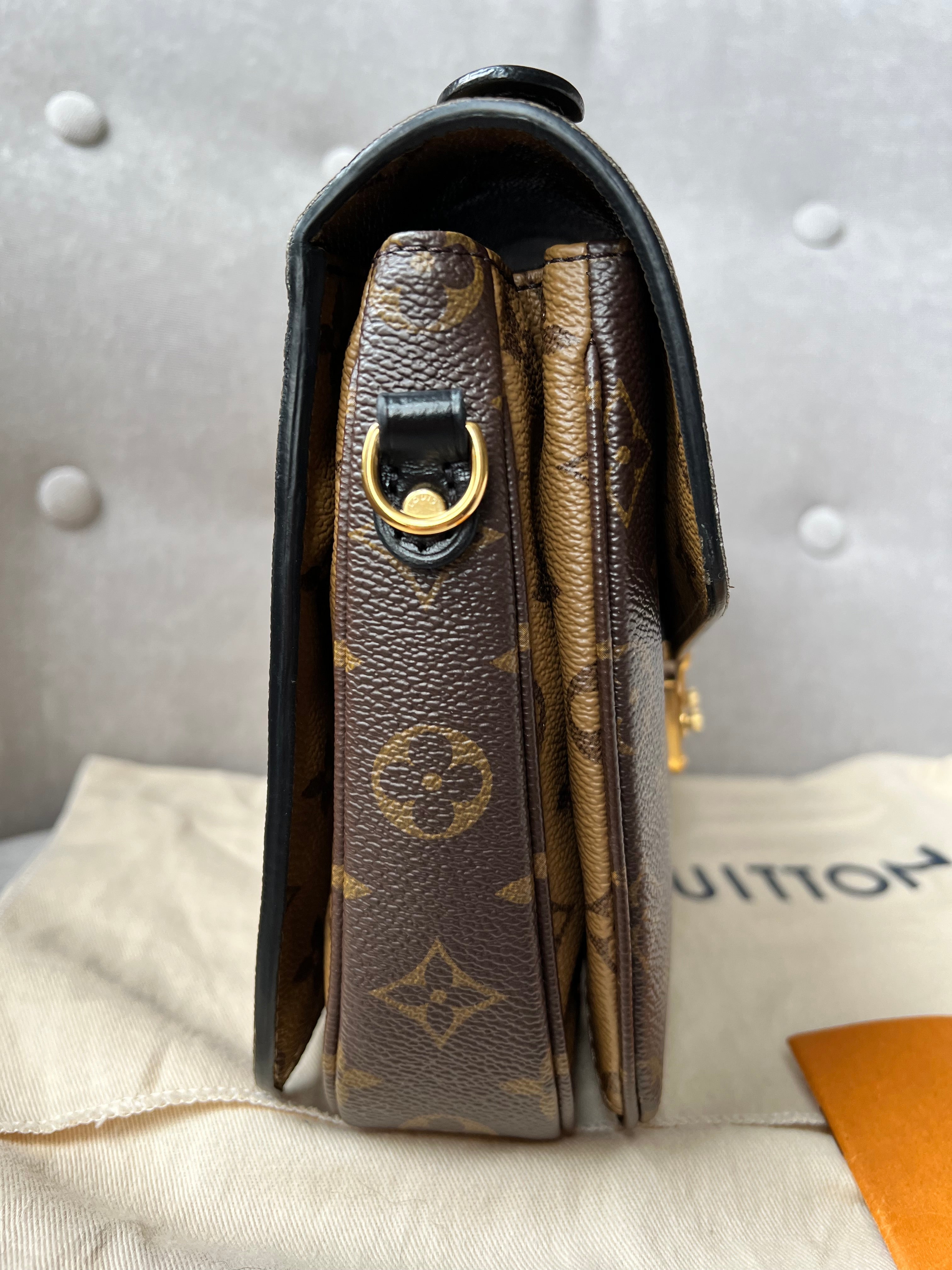 Louis Vuitton Pochette Metis Reverse Monogram (RRP £1,970)