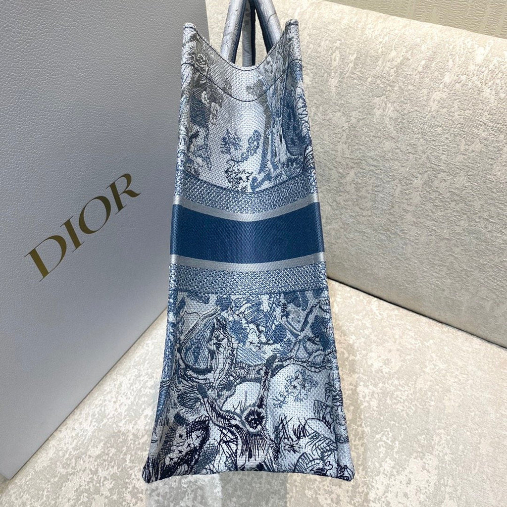 GLAMI Large Book Tote Blue and White Cornely Embroidery, Blue, For Women WomenÃ¢â‚¬â„¢s Handbags, Shoulder Bags, 42cm CD M1286ZRGO_M928