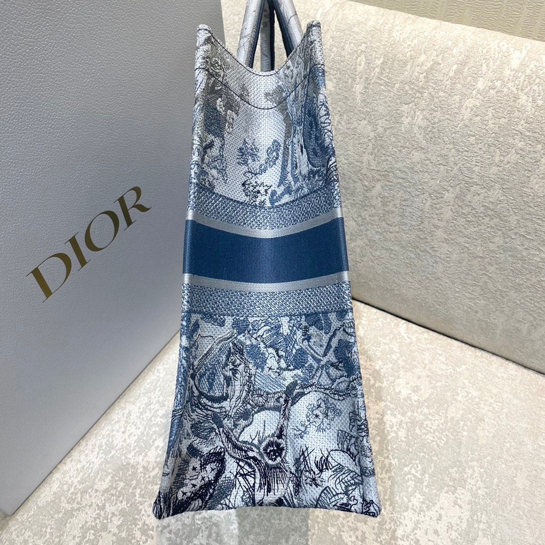 GLAMI Large Book Tote Blue and White Cornely Embroidery, Blue, For Women WomenÃ¢â‚¬â„¢s Handbags, Shoulder Bags, 42cm CD M1286ZRGO_M928