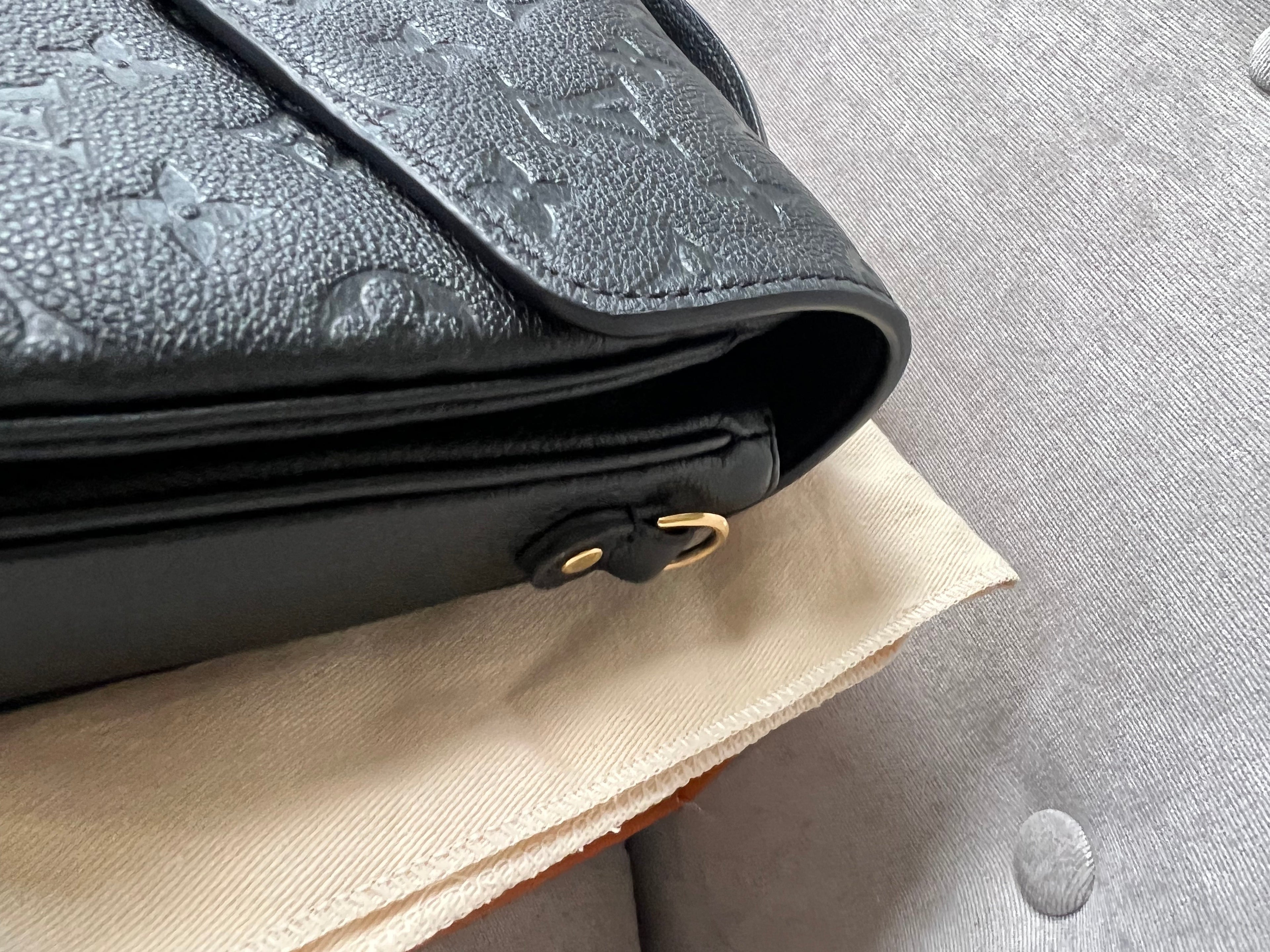 Louis Vuitton Pochette Metis Black Empreinte (RRP £2,110)