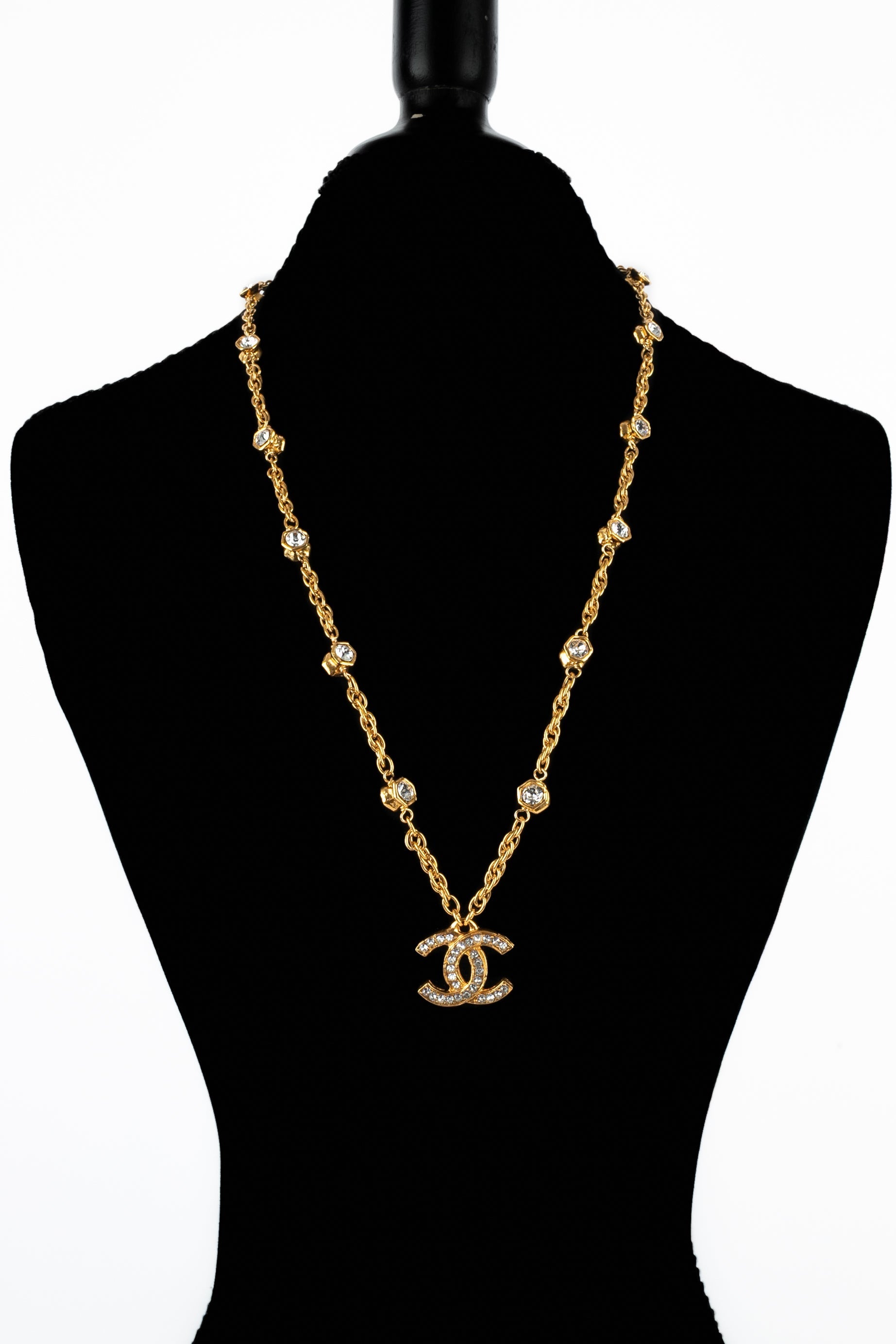 Collier cc Chanel