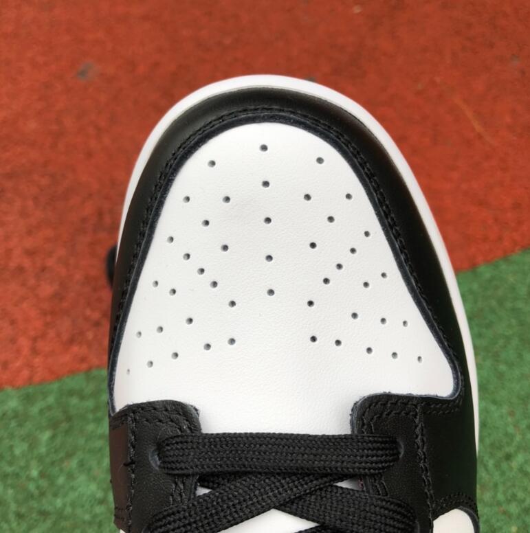 SAMC - NKE Shoes - 976