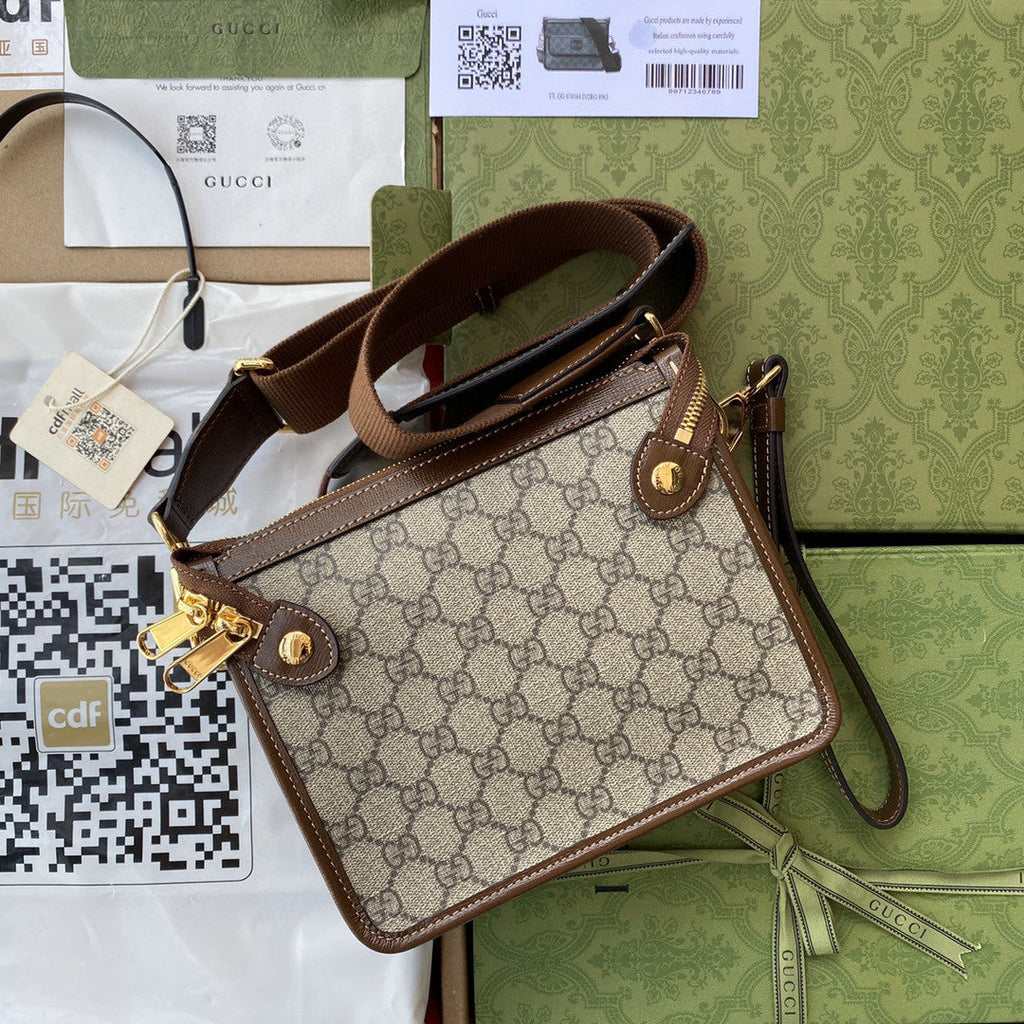 gg Messenger Bag With Interlocking G Beige/Ebony gg Supreme Canvas For Men 8.3in/21cm gg
