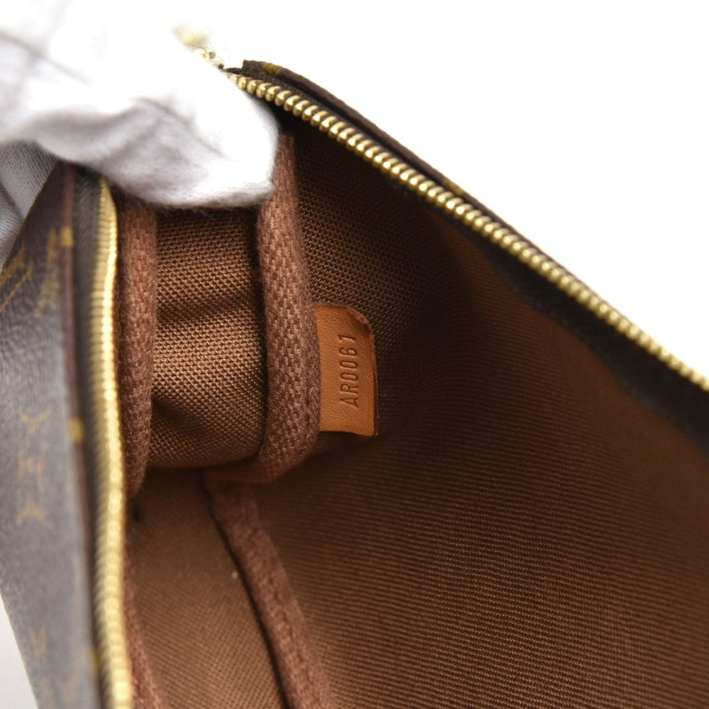 Louis Vuitto Pochette Accessoires Monogram Canvas Bag