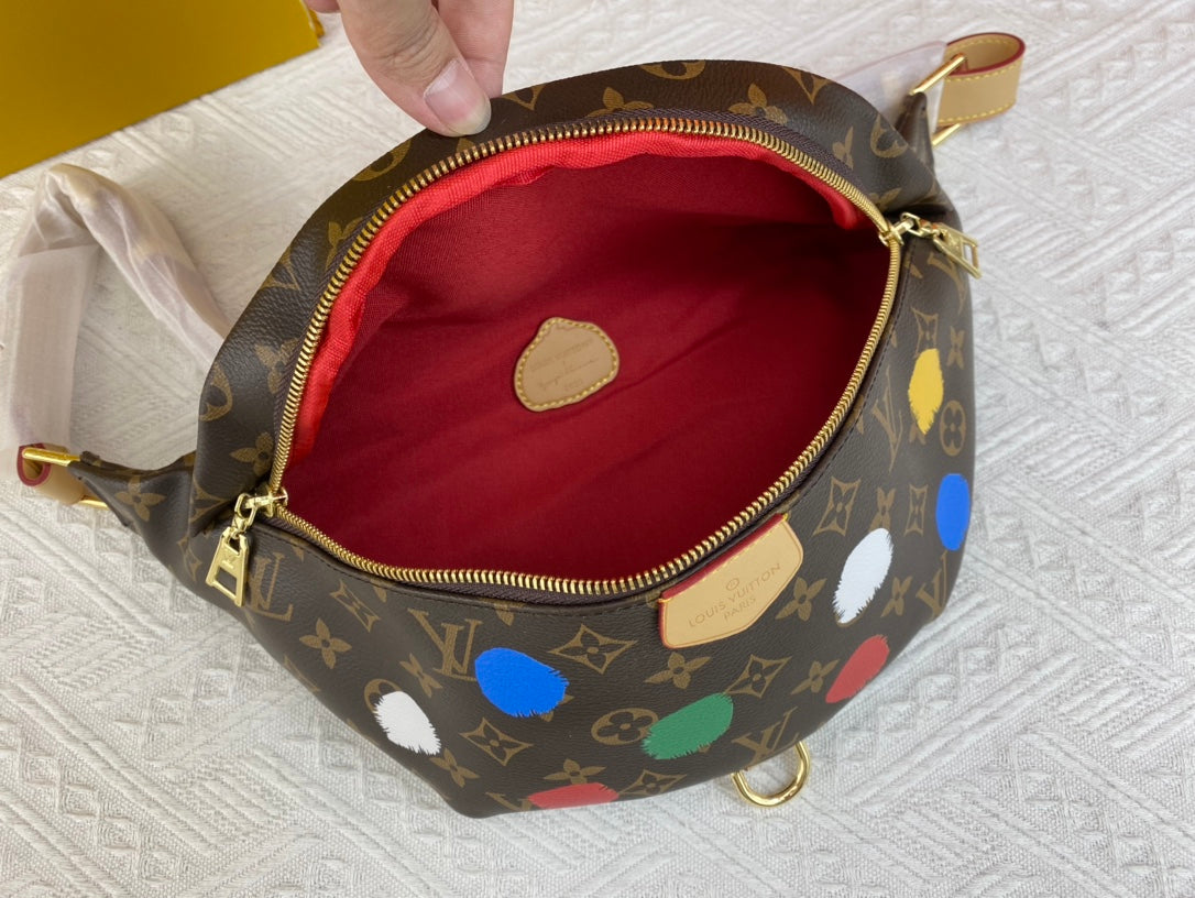 EN - Luxury Bags LUV 830