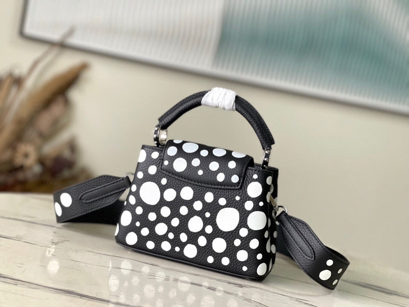 Fashion Lu-Vi bags - 3995