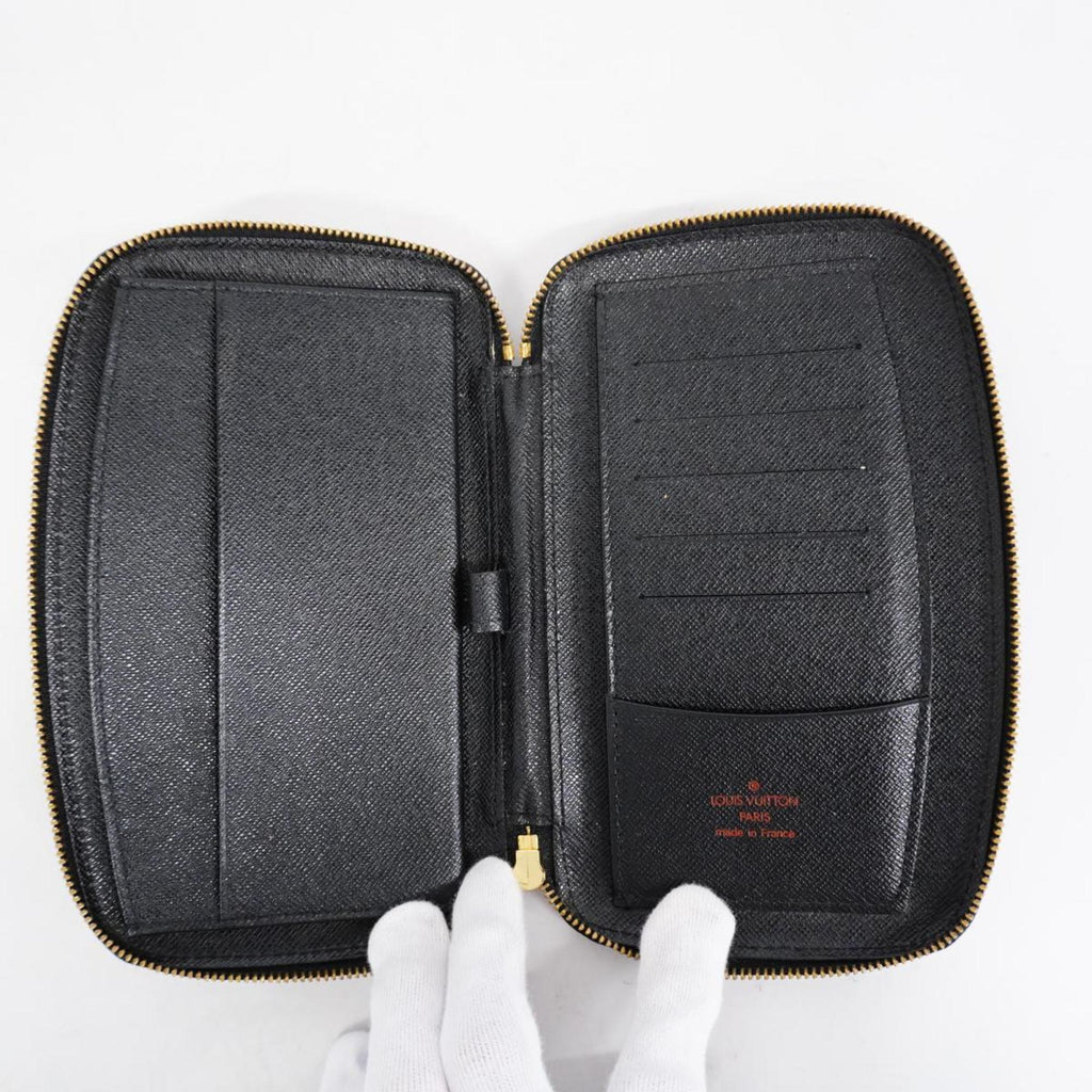 Louis Vuitton Agenda Cover  Leather Wallet  ()