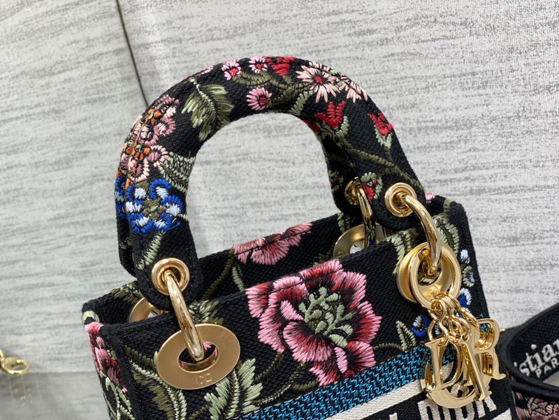 ELE - Dir Bags - 1282
