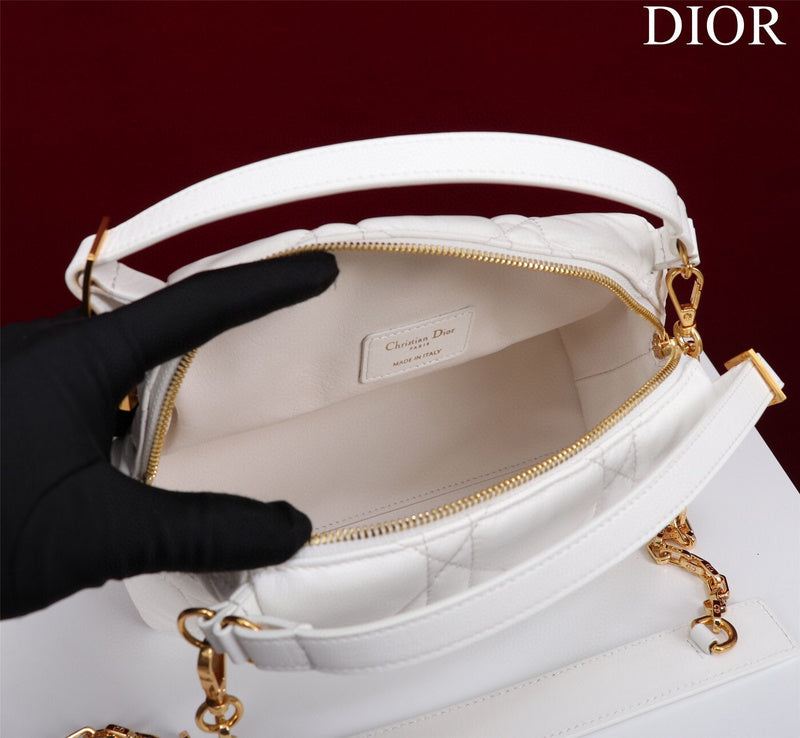 ELE - Dir Bags - 1708