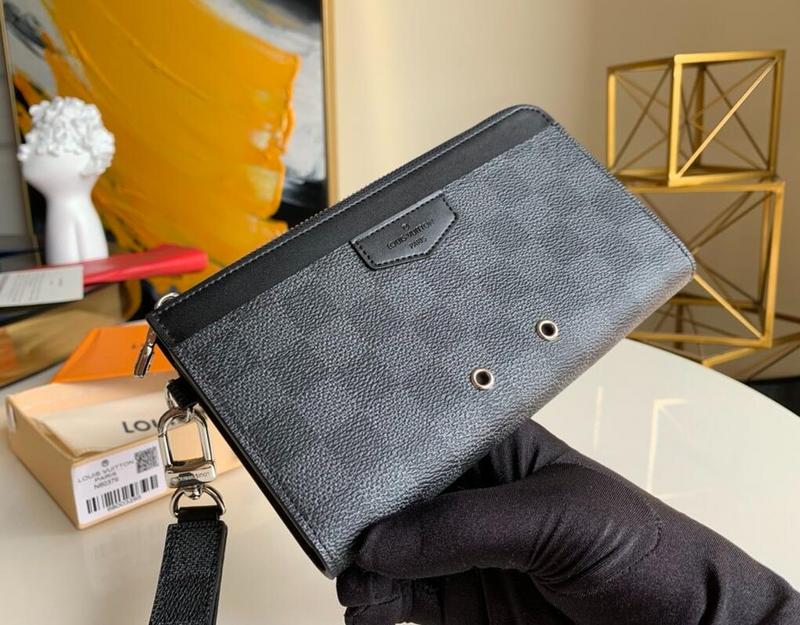 SAMC - Mix Wallets - 056