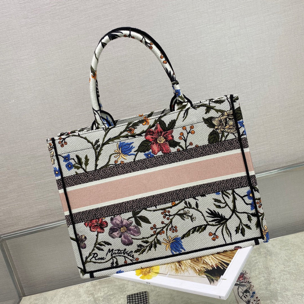 GLAMI MeGLAMIum Book Tote Bag By Maria Grazia Chiuri For Women 14in/36cm CD