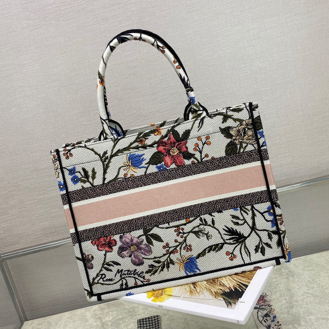 GLAMI MeGLAMIum Book Tote Bag By Maria Grazia Chiuri For Women 14in/36cm CD