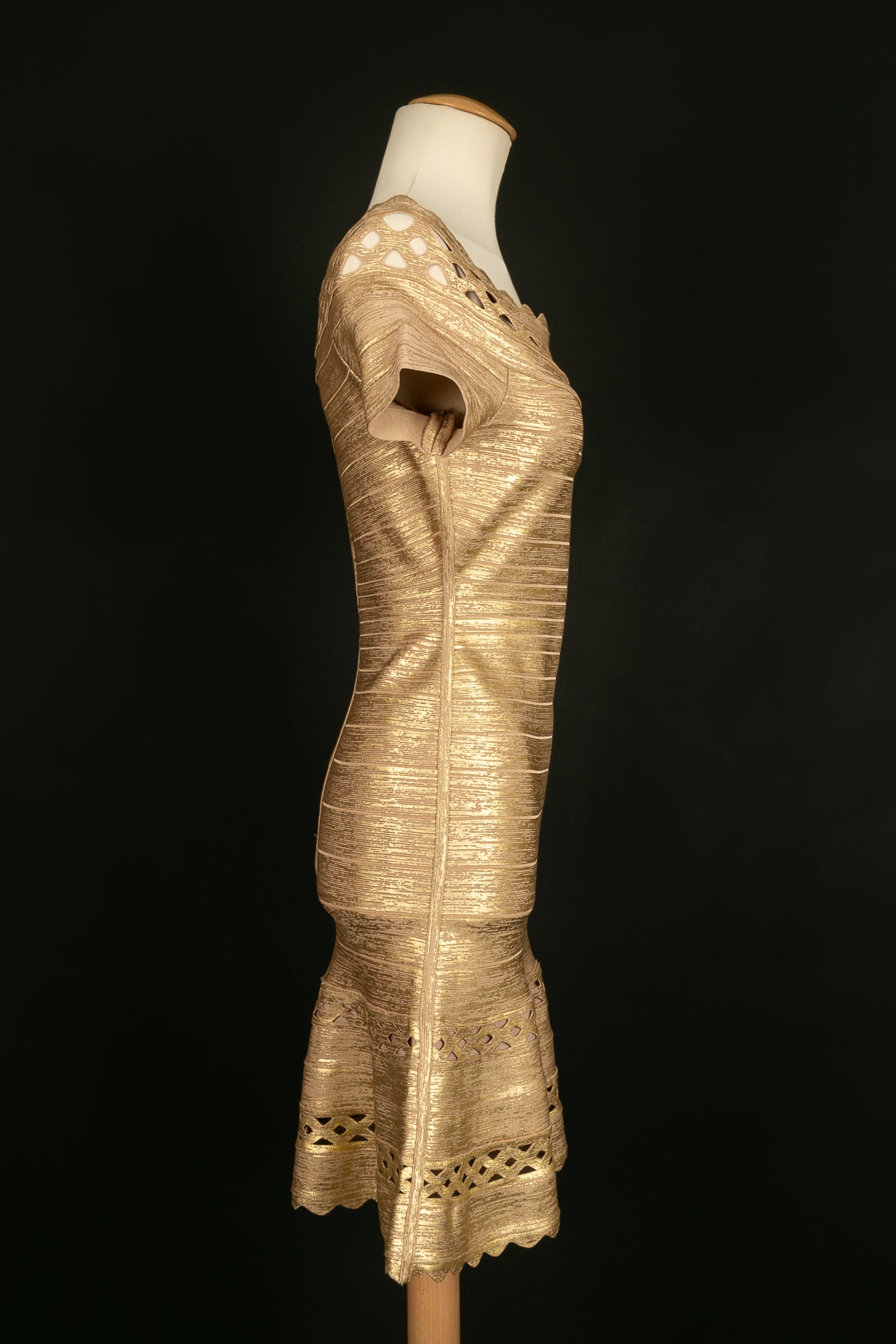 Robe dorÃƒÆ’Ã‚Â©e HervÃƒÆ’Ã‚Â© LÃƒÆ’Ã‚Â©ger