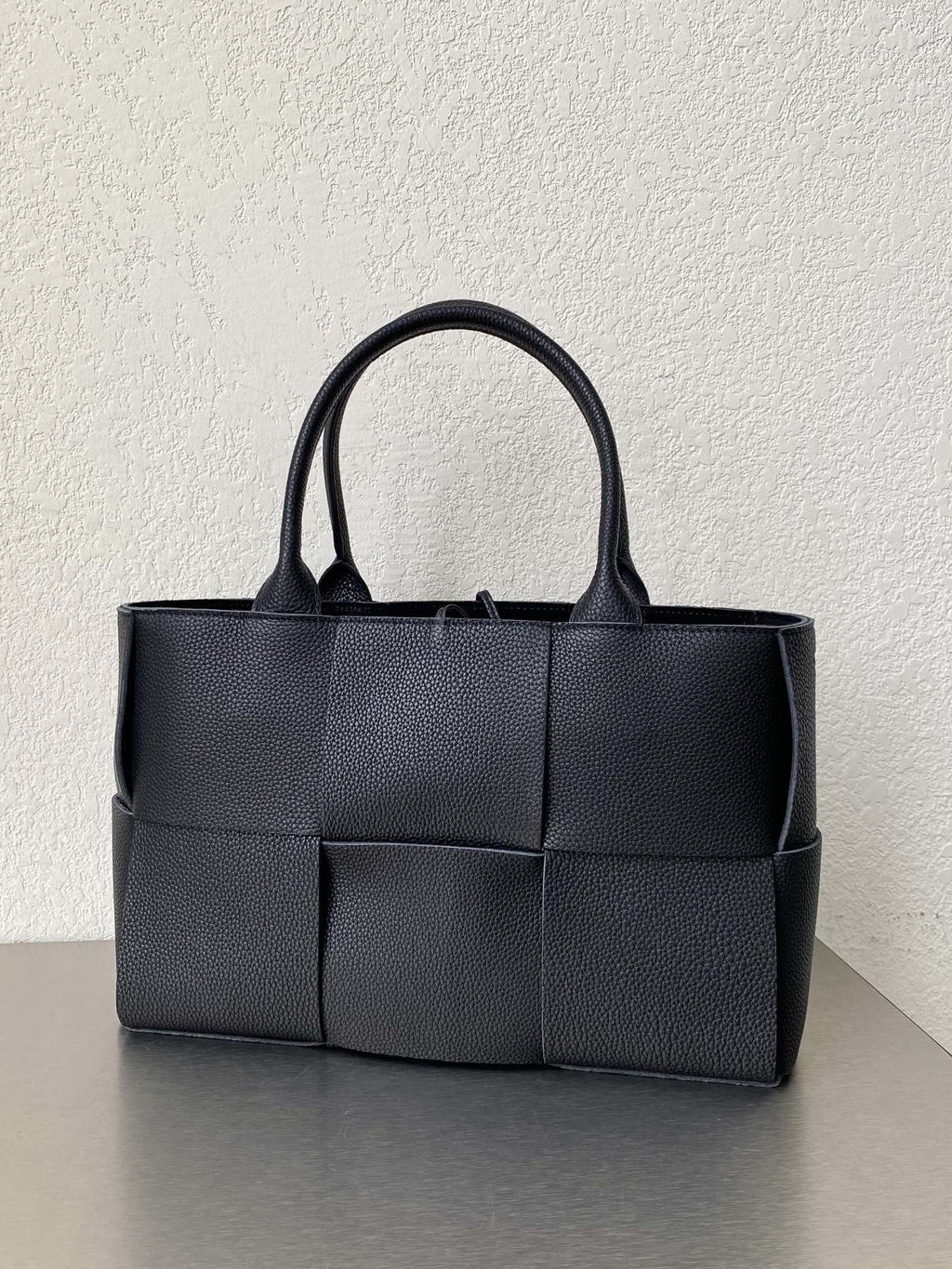 GLAMI Arco Tote Bag For Women 11.8in/30cm In Black 652867VCP118425