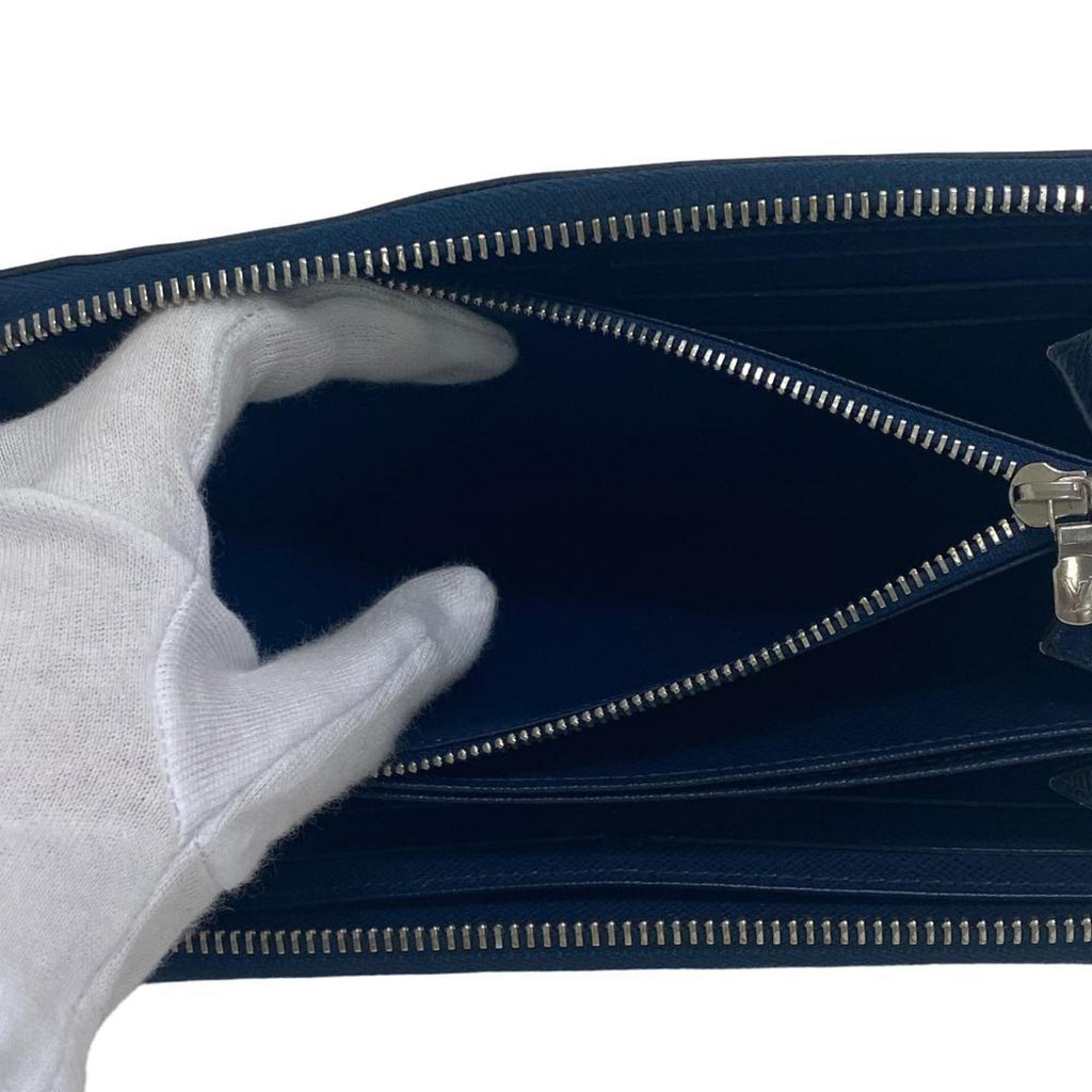 Louis Vuitton Zippy Wallet  Leather Wallet  ()