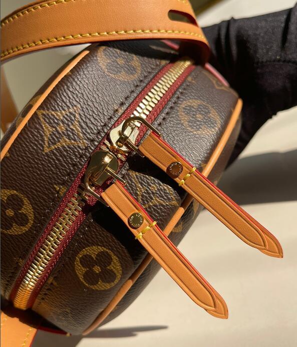 SAMC - LOV Bags - 2511